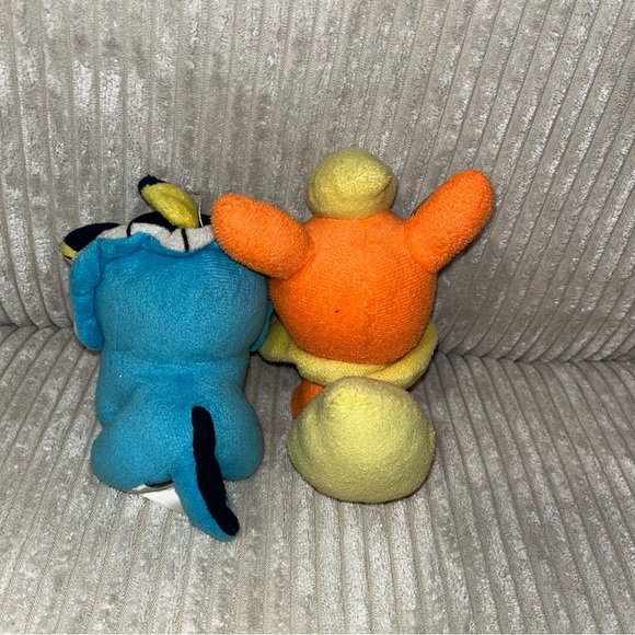 Pokeman plus toy pokeball plush lot vaporeon flareon - Picture 2 of 3